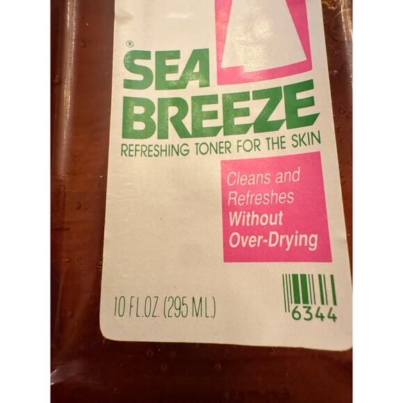 Vintage 1993 Sea Breeze Astringent 10 oz Bottle - Prop - Picture 8 of 10